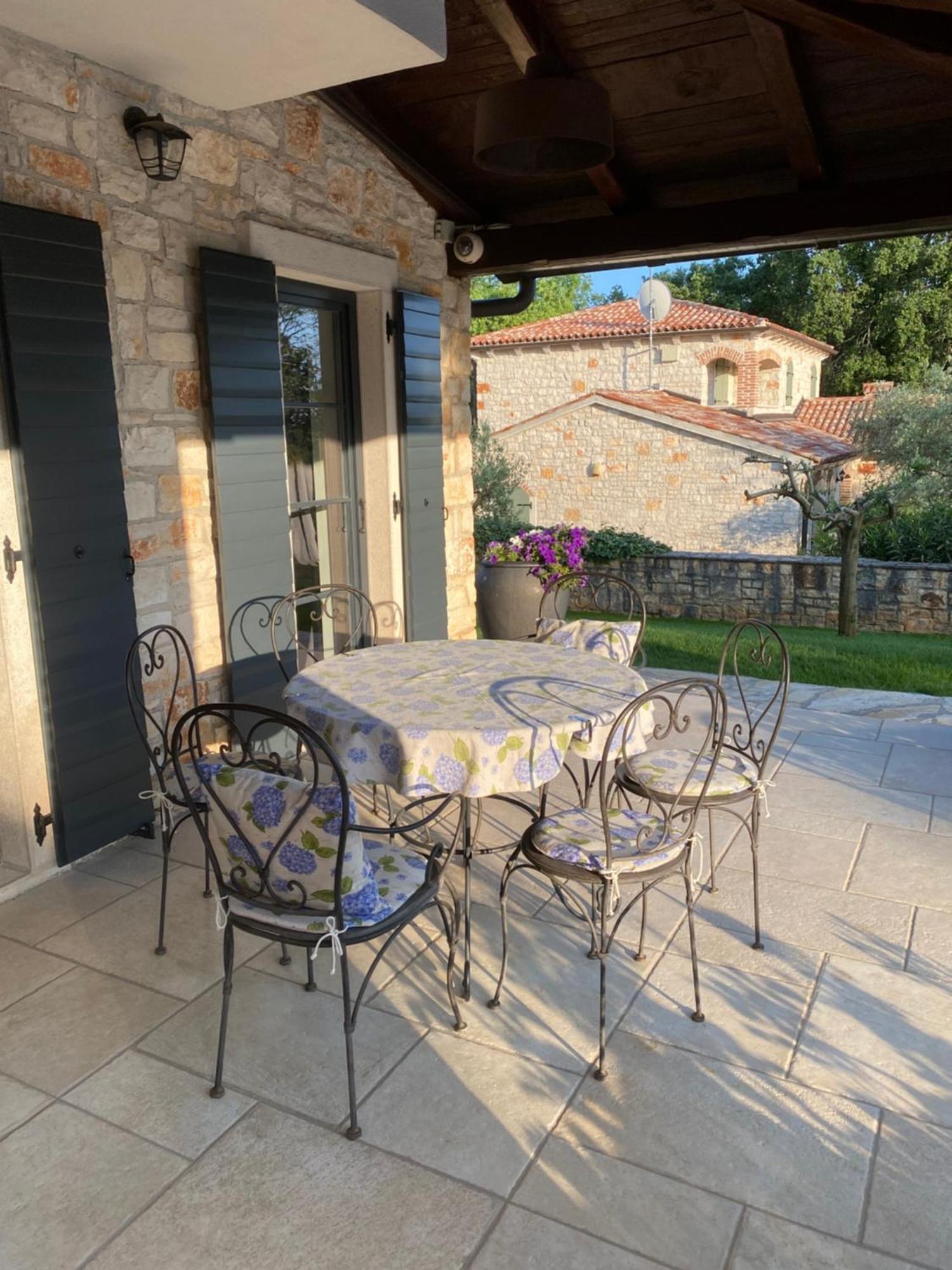Villa Noce Višnjan エクステリア 写真